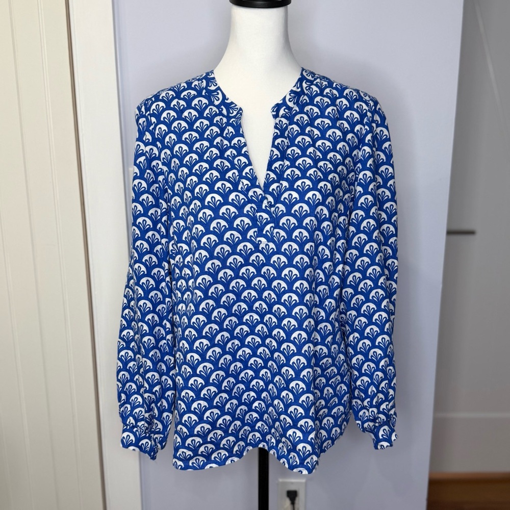 Boden Blue/White Patterned Long-Sleeve Women's Linen Blouse, size 12, like new!